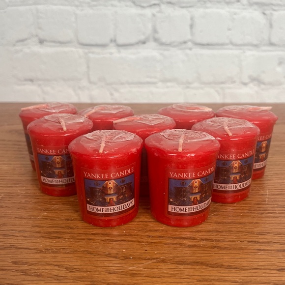 Yankee Candle Holiday Votives set of 9 candles new in packaging - Picture 1 of 4